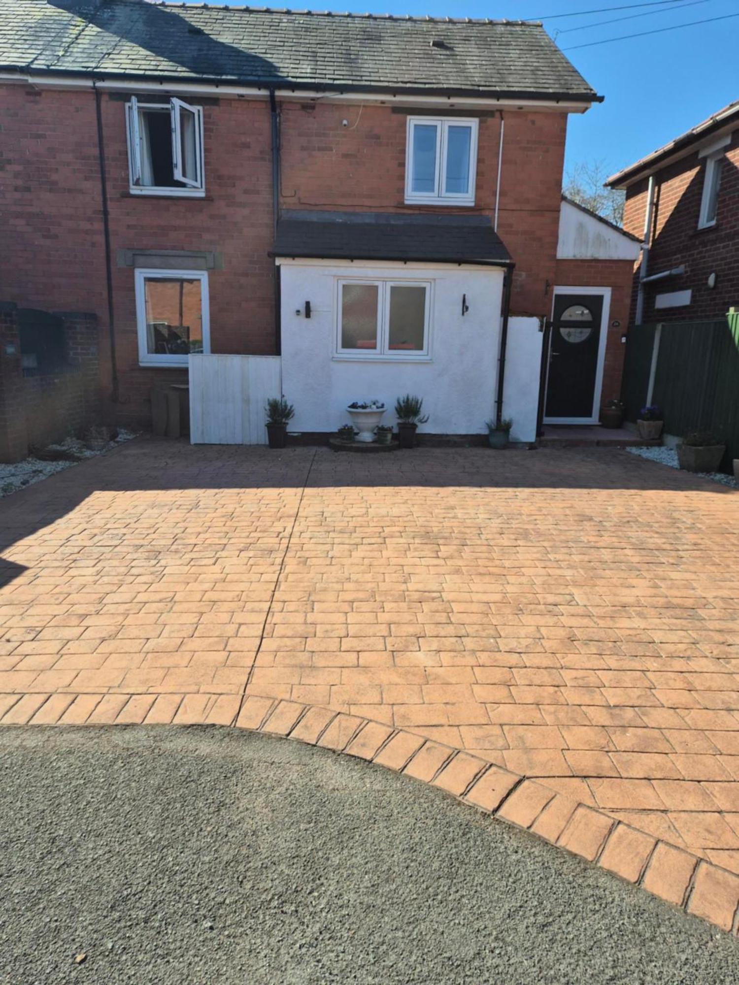 Accomadation Wrexham Exterior photo